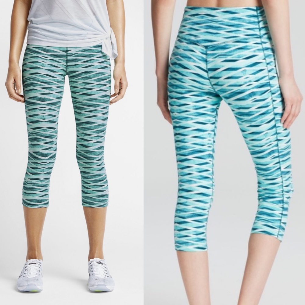Nike Legendary Cropped Leggings Blue Print SzXS